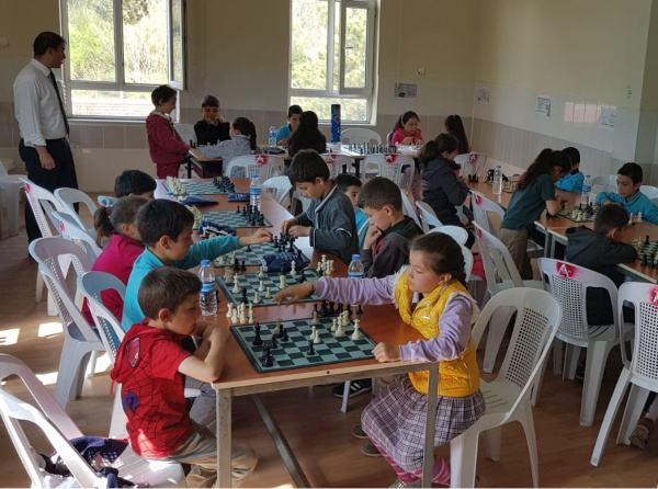 23 Nisan Şenlikleri Adına İlçe Satranç Turnuvası Okulumuzda Gerçekleştirildi