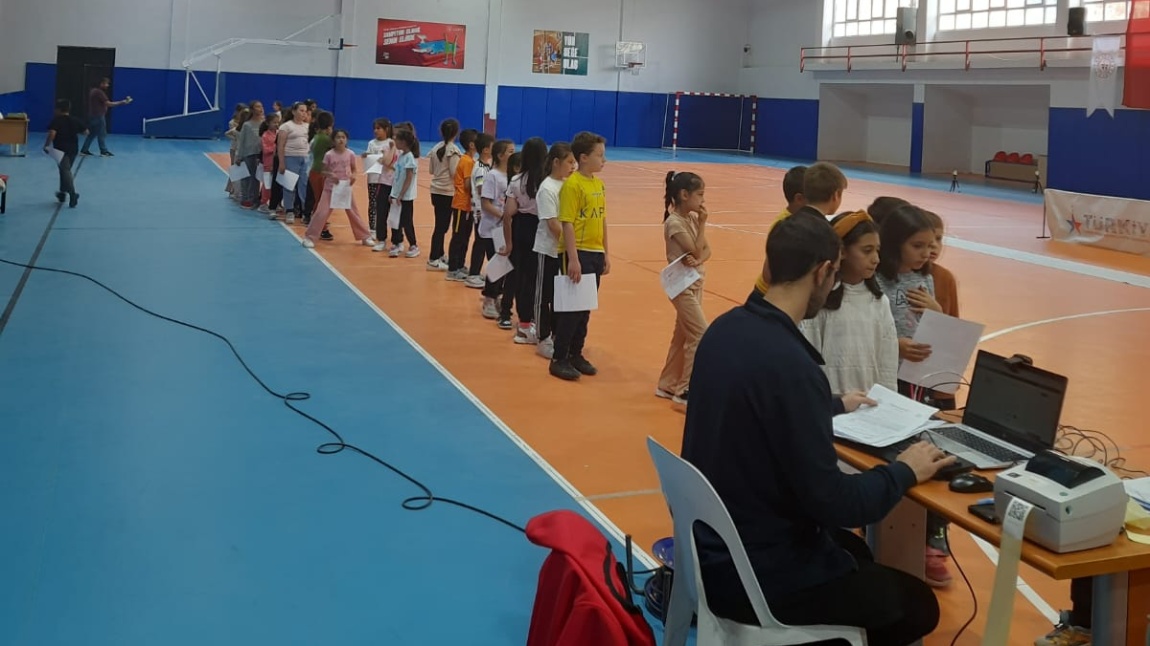 3. Sınıflarımız Türkiye Sportif Yetenek Taraması ve Spora Yönlendirme Programı Test ve Ölçümlerine Katıldı
